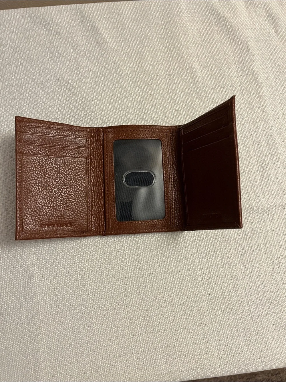 Nautica compact trifold